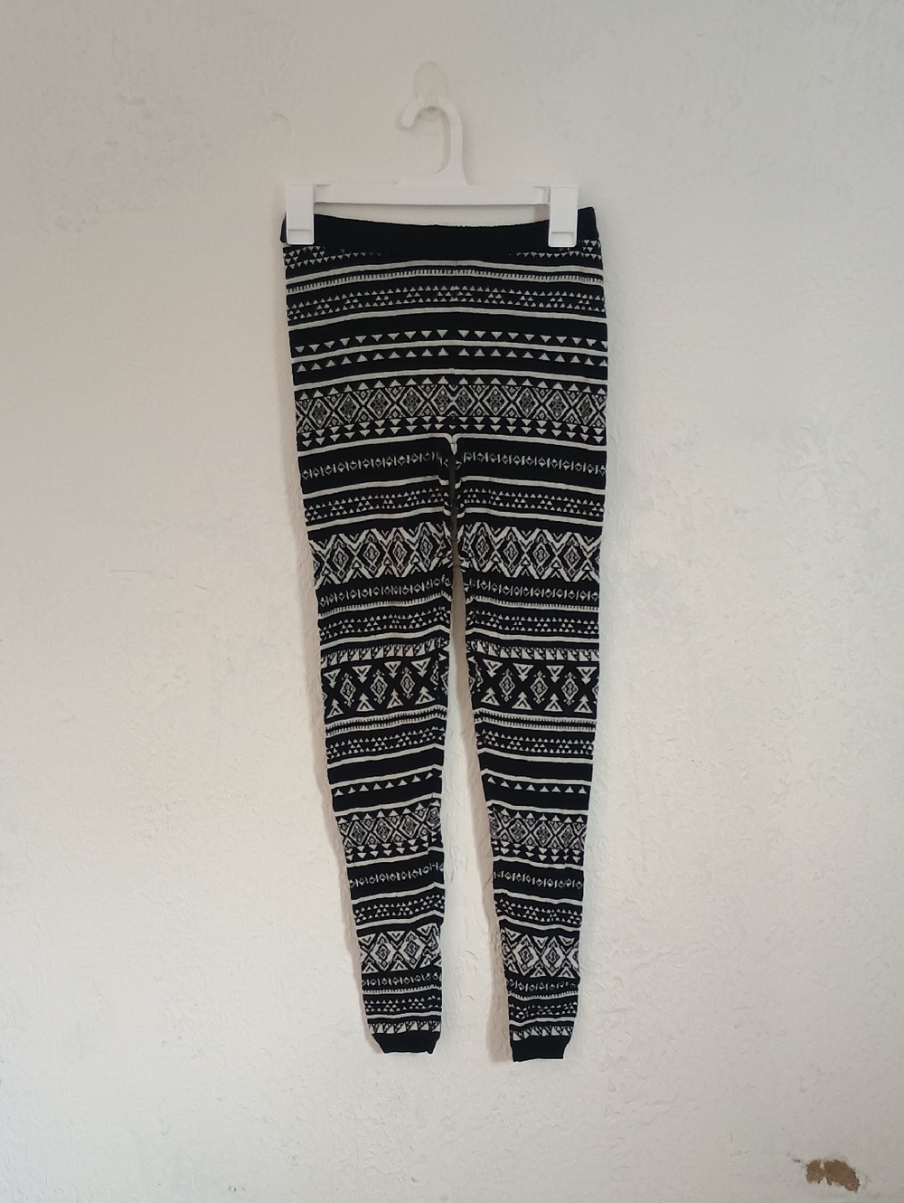 Mossimo Supply Co. Black and White Aztec Print Kids Leggings